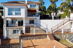 Dom na sprzedaż 420m2 Andaluzja Malaga La Cala de Mijas - zdjęcie 1