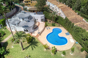 Dom na sprzedaż 454m2 Andaluzja Malaga Benalmadena - zdjęcie 1