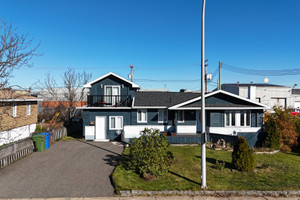 Dom na sprzedaż 176m2 224 Av. Iberville, Sept-Îles, QC G4R2C7, CA - zdjęcie 2