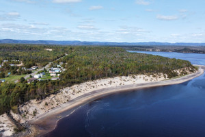 Działka na sprzedaż Rue Marguerite, Sept-Îles, QC G0G1L0, CA - zdjęcie 1