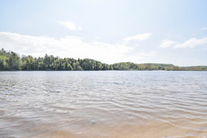 Dom na sprzedaż 157m2 922 Place Passaretti, Lac-Simon, QC J0V1E0, CA - zdjęcie 3