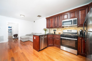 Komercyjne do wynajęcia 79m2 100 Leonard St Unit# 1R, Hudson County, NJ - zdjęcie 3