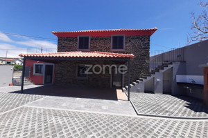 Dom na sprzedaż 115m2 Madera Calheta (Madeira) - zdjęcie 1