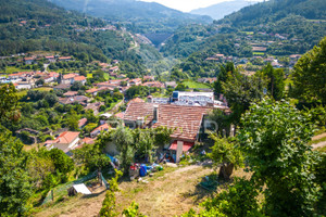 Dom na sprzedaż 160m2 Braga Vieira do Minho Parada de Bouro - zdjęcie 1