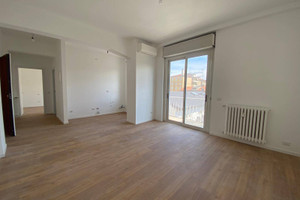 Mieszkanie na sprzedaż 60m2 Lombardia Bergamo Via Camozzi, - zdjęcie 3