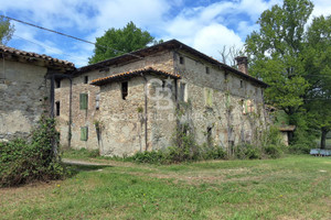 Komercyjne na sprzedaż 1100m2 Via guerro di qua - zdjęcie 1