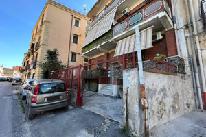 Mieszkanie na sprzedaż 69m2 Kampania Napoli Via Principe Di Napoli A Ponticelli, - zdjęcie 2