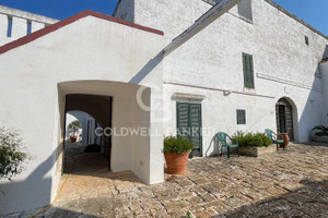 Dom na sprzedaż 1050m2 Marina di Ostuni,Snc - zdjęcie 1