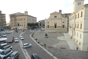 Mieszkanie na sprzedaż 40m2 Piazza della Repubblica, - zdjęcie 1