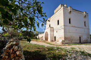 Dom na sprzedaż 400m2 Contrada Sant'Oronzo - zdjęcie 3