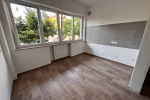 Mieszkanie na sprzedaż 60m2 Viale Gabriele D'annunzio, - zdjęcie 1