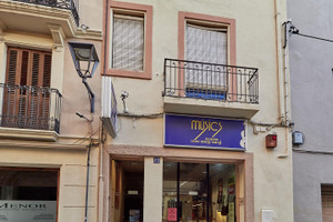 Dom na sprzedaż 264m2 Carrer de la Muralla, 22, 43700 El Vendrell, Tarragona, Spain - zdjęcie 1