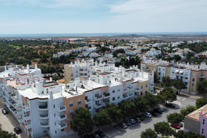 Mieszkanie na sprzedaż 88m2 Faro Tavira Rua General Jose de Chelmicki 5, 8800 Tavira, Portugal - zdjęcie 1