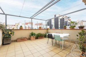 Dom na sprzedaż 186m2 Katalonia Barcelona - zdjęcie 1