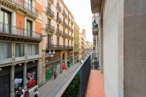 Mieszkanie do wynajęcia 63m2 Katalonia Barcelona Carrer de Ferran - zdjęcie 3