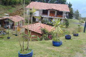 Dom na sprzedaż 225m2 Via a Piedras Blancas, San Felipe, Guarne, Antioquia, Colombia - zdjęcie 3