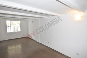 Dom na sprzedaż 120m2 CALLE 1 A SUR #15-29 URB. CIUDAD ALFAGUARA - zdjęcie 3