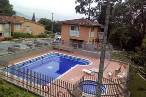 Dom na sprzedaż 180m2 Envigado, Antioquia, Colombia - zdjęcie 1