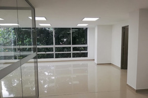 Komercyjne do wynajęcia 210m2 Medellín - zdjęcie 2