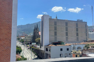 Komercyjne do wynajęcia 744m2 Medellín - zdjęcie 3