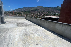 Komercyjne na sprzedaż 744m2 Medellín - zdjęcie 3