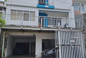 Komercyjne na sprzedaż 360m2 Chapinero, Comuna 8, Cali, Valle del Cauca, Colombia - zdjęcie 1