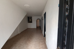 Dom na sprzedaż 360m2 Cra. 83 #48a - 94, Comuna 17, Cali, Valle del Cauca, Colombia - zdjęcie 2