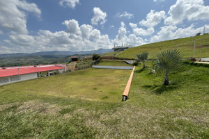 Dom na sprzedaż 3000m2 Av. 4 Oe., Vista Hermosa, Cali, Valle del Cauca, Colombia - zdjęcie 2