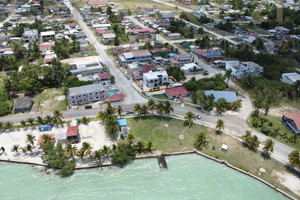 Dom na sprzedaż 250m2 8 6th St N, Corozal, Belize - zdjęcie 3