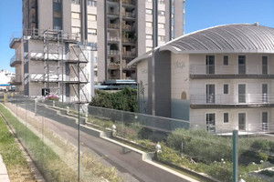 Komercyjne na sprzedaż 1000m2 Viale Virgilio, - zdjęcie 1