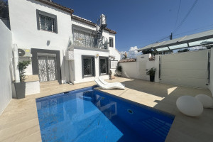 Dom na sprzedaż 214m2 Andaluzja Malaga Marbella - zdjęcie 1