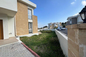 Dom na sprzedaż 180m2 Girne, Alsancak - zdjęcie 3