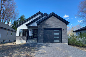 Dom na sprzedaż 140m2 19 20e Avenue, Sainte-Marthe-sur-le-Lac, QC J0N1P0, CA - zdjęcie 1