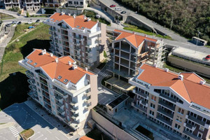 Mieszkanie na sprzedaż 55m2 CQR8+8P3, Dobrota, Montenegro - zdjęcie 1