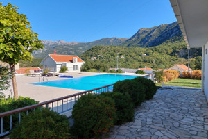 Dom na sprzedaż 579m2 7W26+7CC, Sveti Stefan, Montenegro - zdjęcie 3