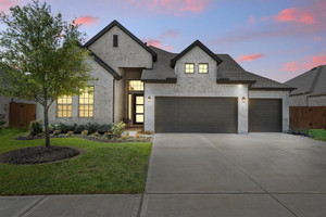 Komercyjne na sprzedaż 241m2 624 Santa Rosa Hills Drive, WALLER, TX - zdjęcie 1