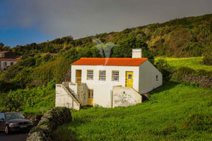 Dom na sprzedaż 71m2 Azory Lajes do Pico Calheta de Nesquim - zdjęcie 1