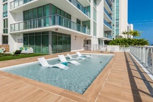 Mieszkanie na sprzedaż 175m2 330 Sunny Isles Blvd. - zdjęcie 1