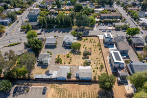 Dom na sprzedaż 301m2 821 Healdsburg Avenue - zdjęcie 1