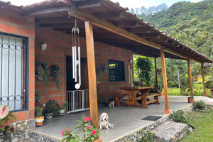 Dom na sprzedaż 204m2 Vereda Ancón 1, Copacabana, Antioquia, Colombia - zdjęcie 1