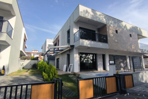 Dom na sprzedaż 200m2 Kuşadası - zdjęcie 2