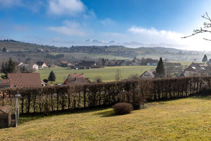 Dom na sprzedaż 290m2 Vucherens - zdjęcie 1