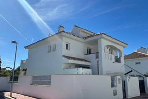 Dom do wynajęcia 160m2 Andaluzja Malaga Los Naranjos de Marbella, Nueva Andalucia - zdjęcie 1