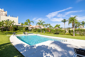 Dom na sprzedaż 156m2 Andaluzja El Paraiso, Estepona East - zdjęcie 2