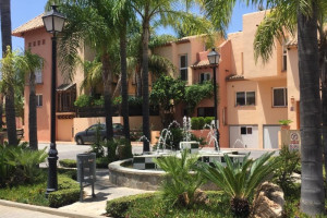 Dom na sprzedaż 155m2 Andaluzja Malaga Marbella - zdjęcie 1