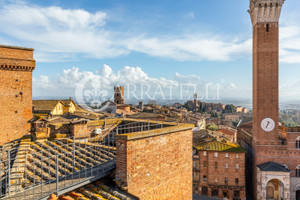 Mieszkanie na sprzedaż 160m2 Toskania Siena piazza del campo - zdjęcie 2