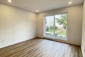 Mieszkanie do wynajęcia 47m2 6170 Rue Vanier, Montréal, Québec H4K 1A5, CA - zdjęcie 2