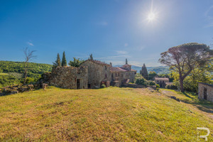 Dom na sprzedaż 2200m2 Strada Provinciale Valdarno Casentinese - zdjęcie 2