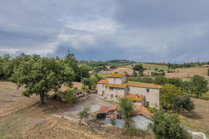 Dom na sprzedaż 390m2 Le Corti - zdjęcie 1