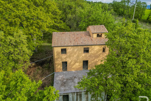 Dom na sprzedaż 325m2 Castell'Ottieri - zdjęcie 1